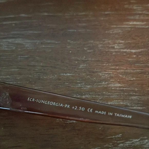 I love eyewear Ron’s optical sun Georgia +2.50 bifocal sunglasses - Picture 6 of 15